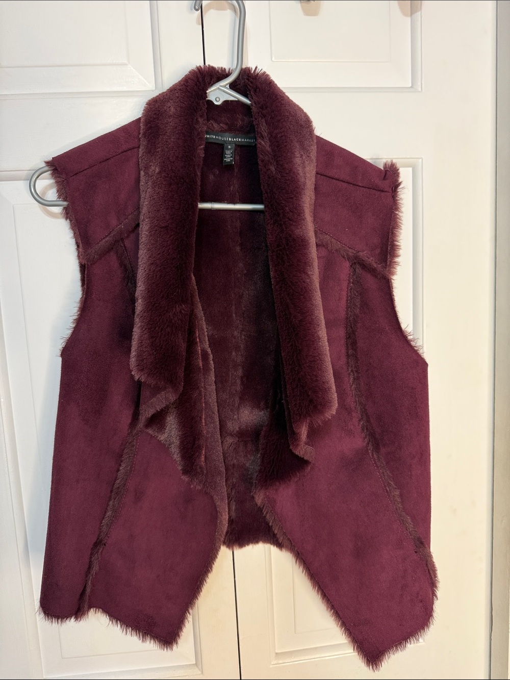 White House Black Market Burgundy Faux Fur Shearling Vest Sz Small